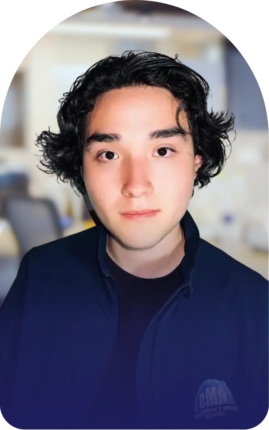 Guillermo Gómez Communications Specialist